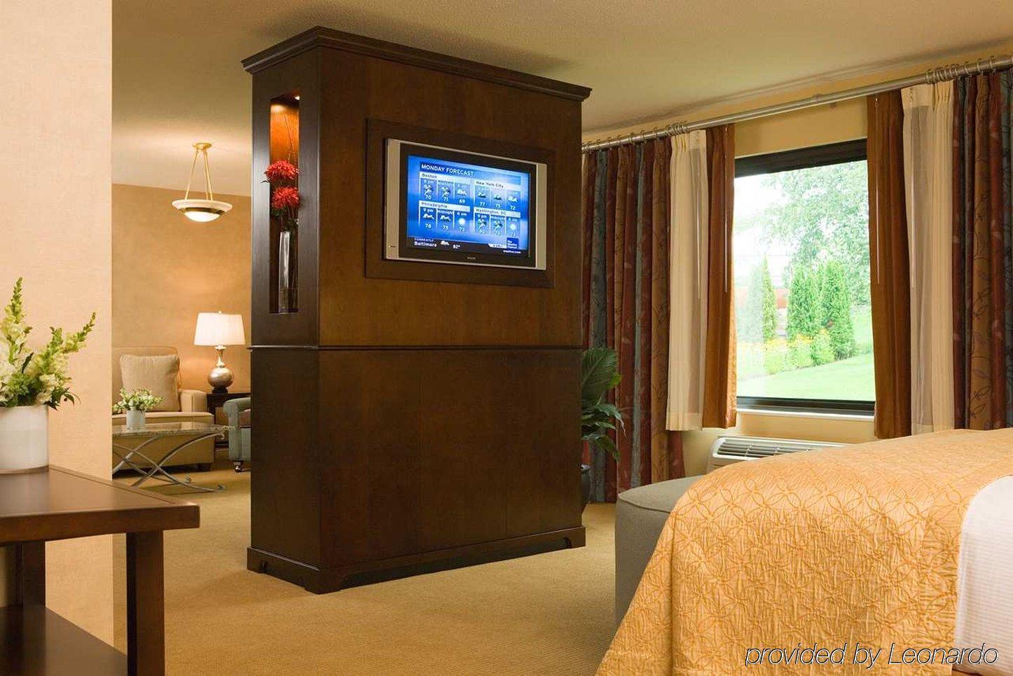 Doubletree By Hilton Hotel Boston - Bedford Glen Eksteriør billede