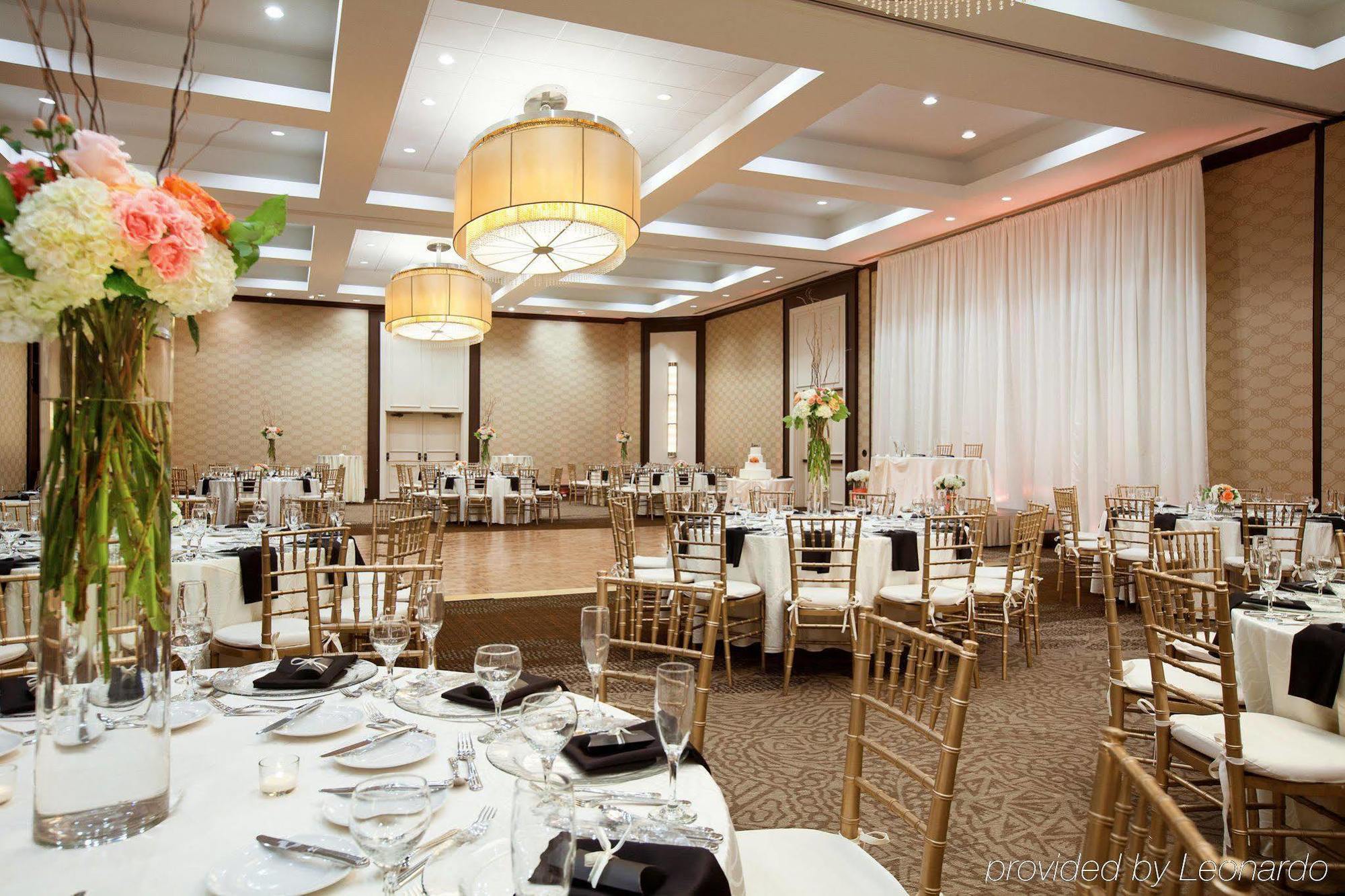 Doubletree By Hilton Hotel Boston - Bedford Glen Eksteriør billede