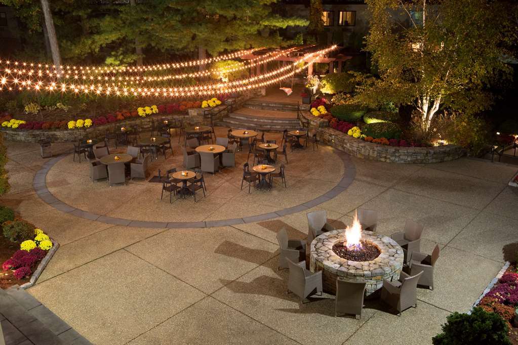 Doubletree By Hilton Hotel Boston - Bedford Glen Eksteriør billede