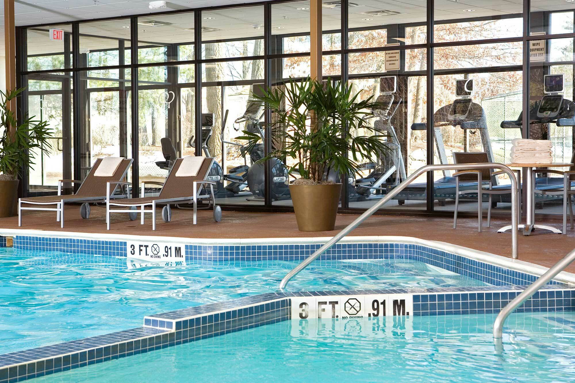 Doubletree By Hilton Hotel Boston - Bedford Glen Eksteriør billede